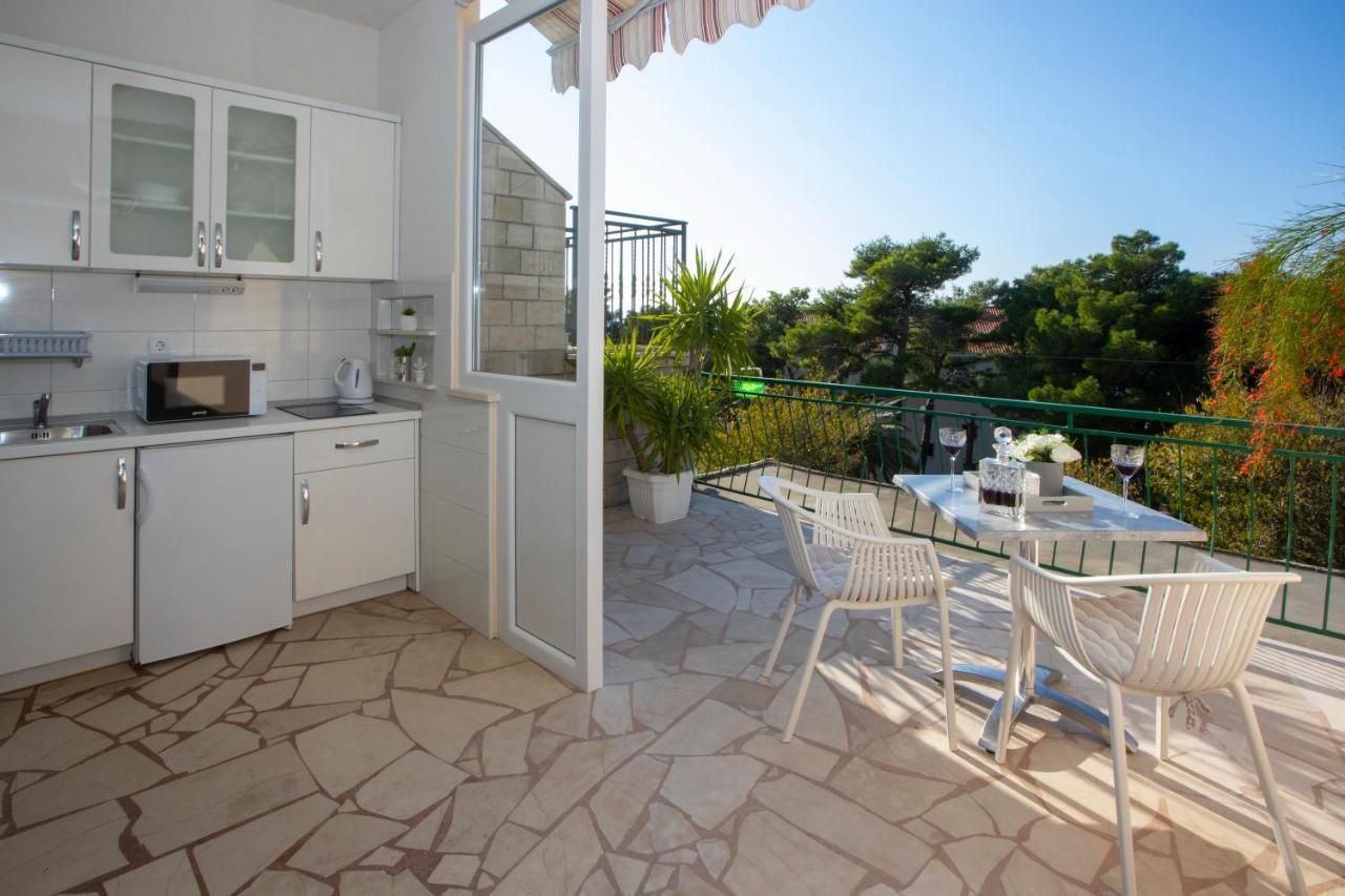 Villa Milenka - Apartmani Gorana Тучепи Екстер'єр фото
