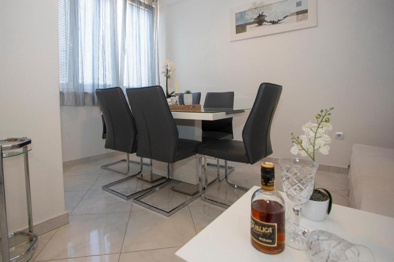 Villa Milenka - Apartmani Gorana Тучепи Екстер'єр фото